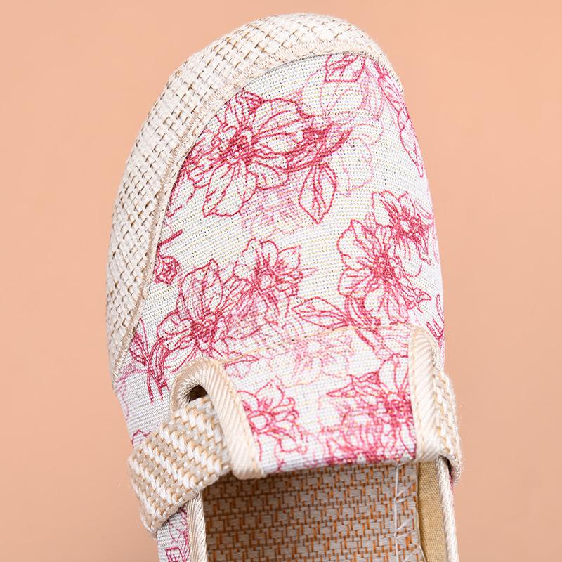 Fashion Old Beijing Cloth Shoe Women's Breathable National Style Embroidered New Chinese Fisherman Midlife Shoes Soft Sole