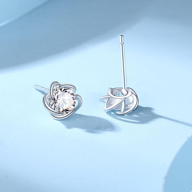 Small Fresh Flower Stud Earrings Simple Femininity Earrings Romantic Fairy Twisted Flower Earrings