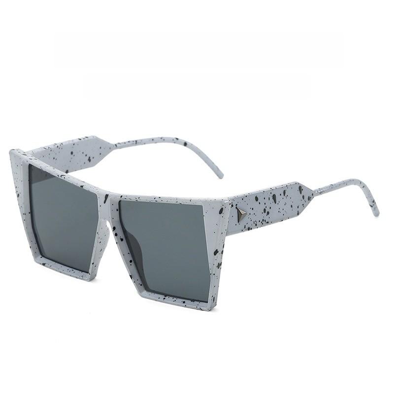 Fashionable Cat Eye Sunglasses With Uv400 And Lightweight Pc Frames For Summer Outings And Events