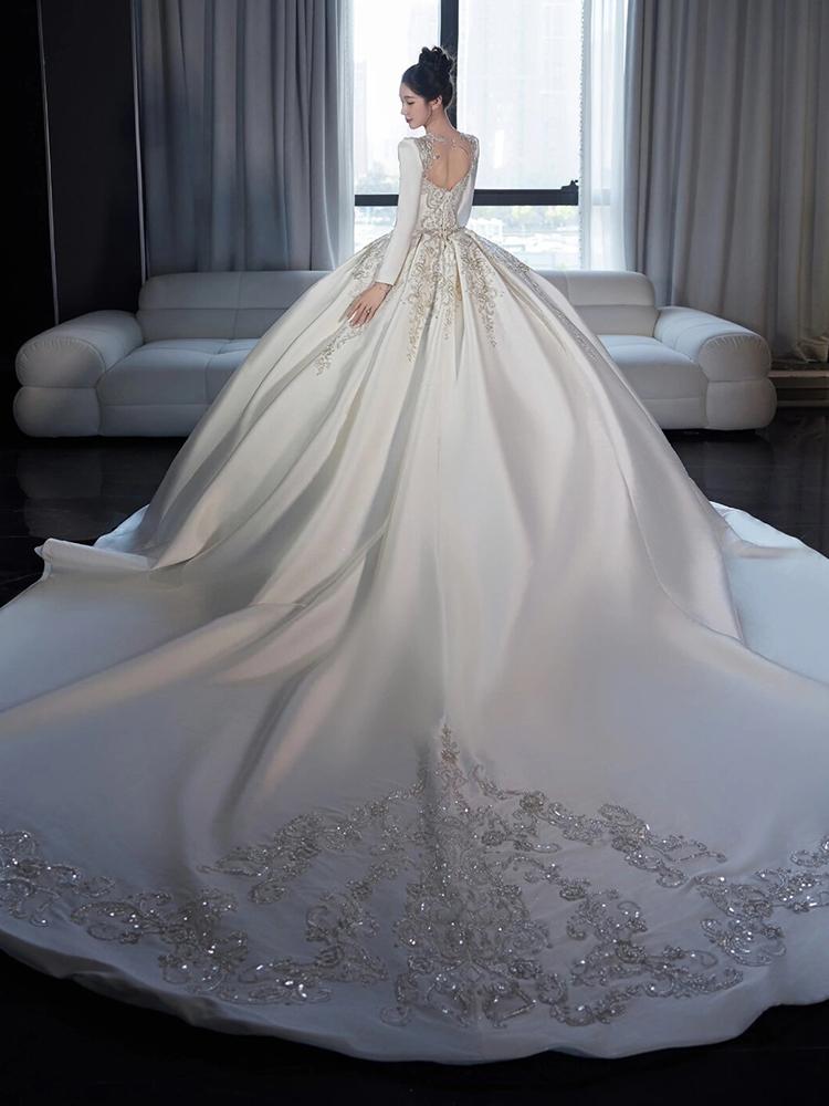 Elegant Long Sleeve Satin Wedding Dress for plus Size Pregnant Women Outgoing Vintage Slimming Winter Wear Korean Style