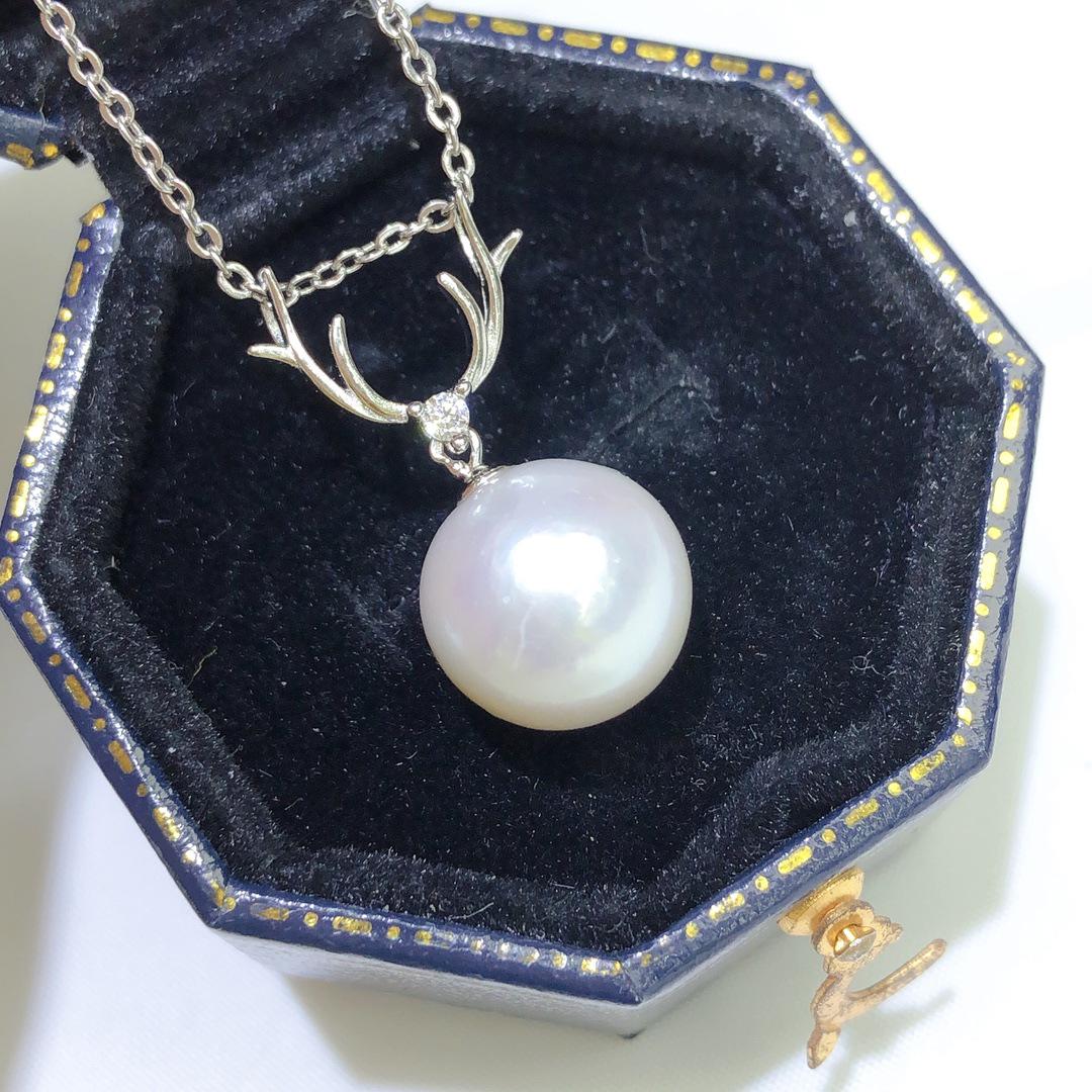 Elegant & Versatile Freshwater Pearl Pendant Necklace for Every Occasion 11-12mm белый