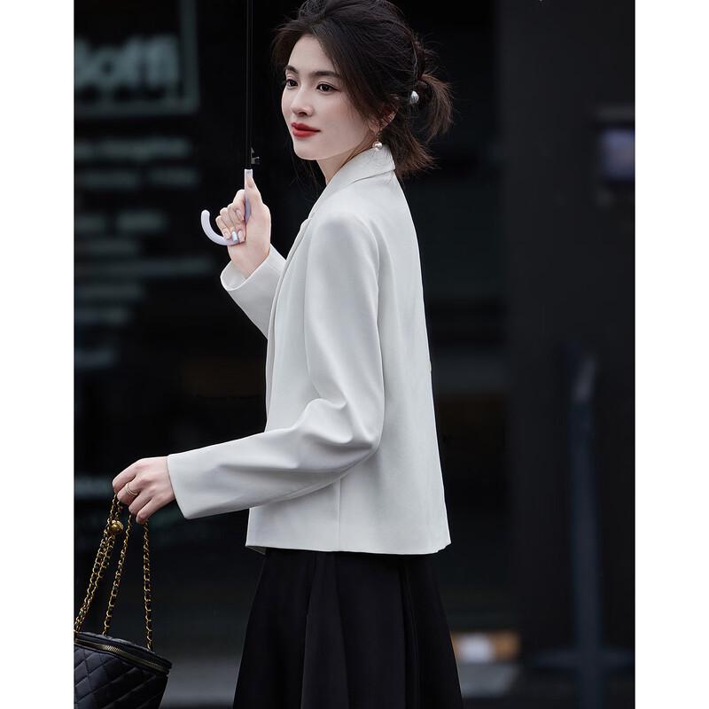 Demana CBD Chic Peaked Lapel Double-Breasted Short Blazer with Irregular Split