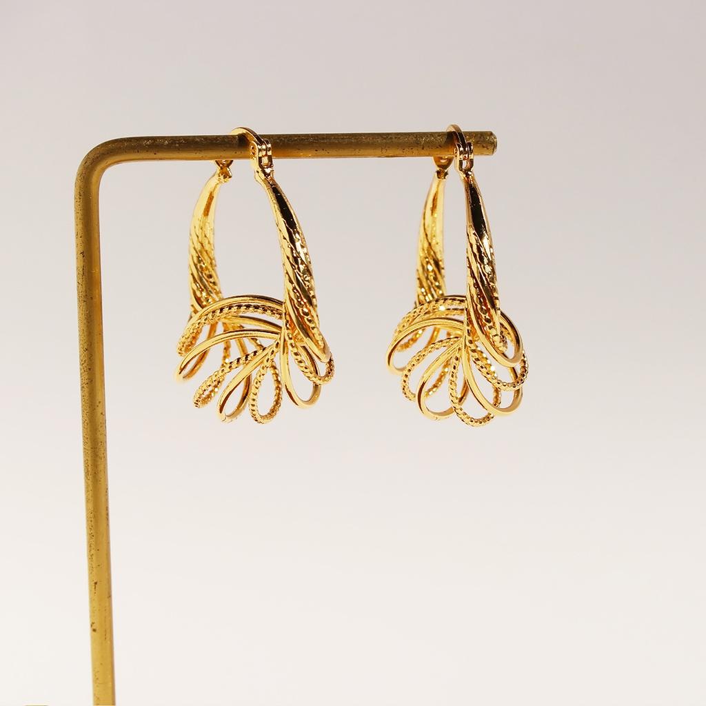 Ethnische Drei-Dimensional Hohl Wellenförmige Linie Ohrringe Modische Persönlichkeit Übertrieben Ohrringe Schmuck 01-1