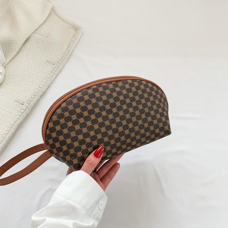 

Niche trend handbag women s 2024 summer new foreign style commuter women s wallet fashionable and simple handbag