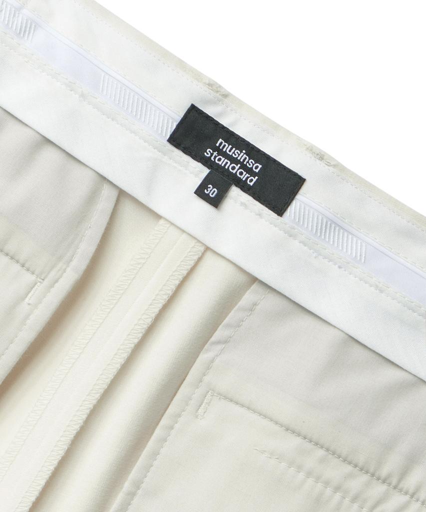 Musinsa Standard Reverse Two-Tuck Semi-Balloon Hidden Banding Slacks [Cream]