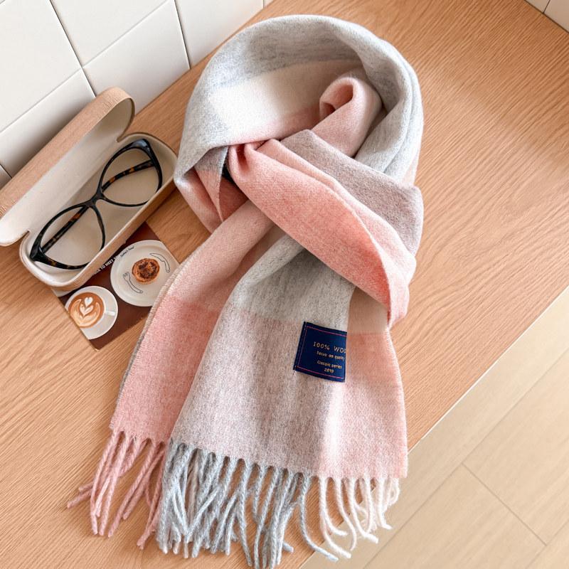 111% pure blue-gray plaid scarf for men and women, winter knitted to keep warm, high-end temperament plaid scarf