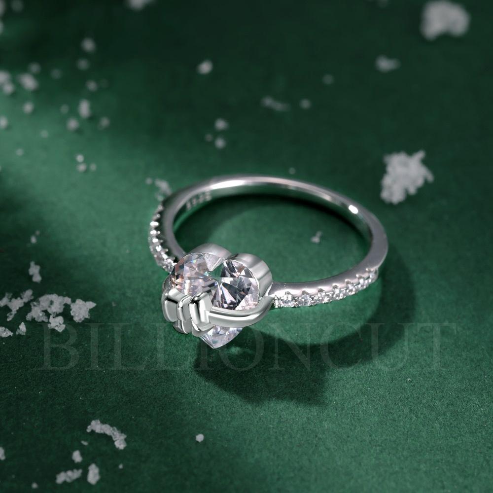 NEW 925 Silver Romantic Heart Bow Ring Delicate Shining Inlaid Design, Sweet Luxury Engagement Ring for Women Jewelry