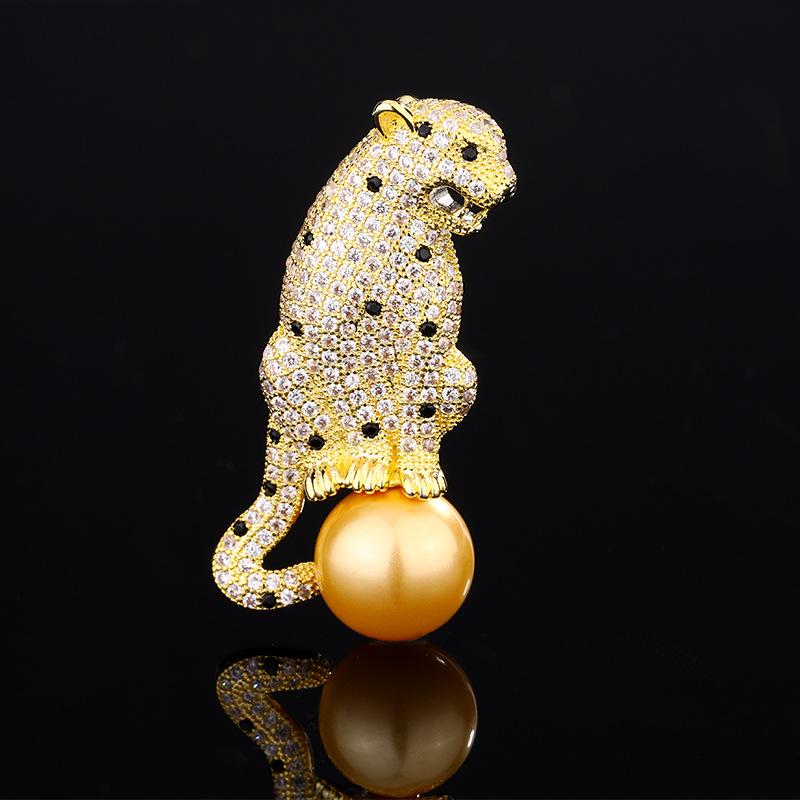 

Ювелирные изделия Медная основа Позолоченная Жемчуг Леопард Брошь 14 мм