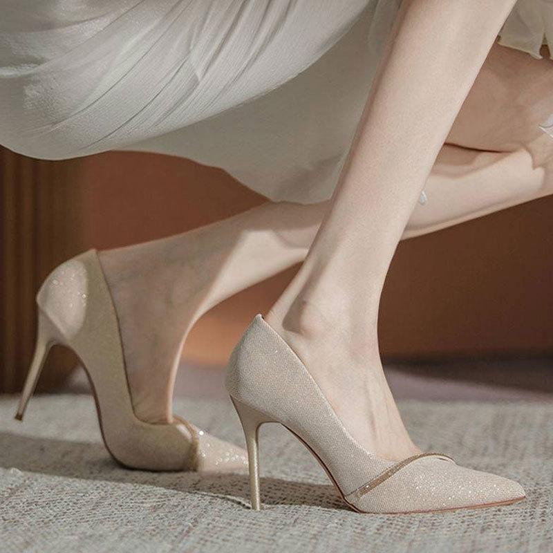 Neuer Spot Französische High Heels Strass Pendler Damenschuhe Mode Flacher Mund Einzelne Schuhe Damen 9cm Pfennigabsatz Spitzkopf