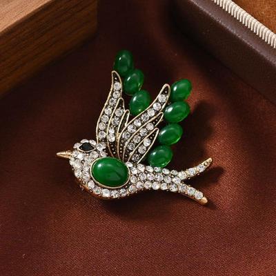 Smaragd Fliegende Schwalbe Broschen Für Damen Herren Retro Farbe Metall Vogel Revers Schnallen Anstecknadeln Einfaches Tierabzeichen Schmuckzubehör