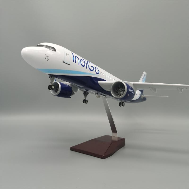 1:80 Scale Model IndiGo Airlines 320neo Air India Aircraft With LED Wheels Collection Display Decoration Home Gifts Fans