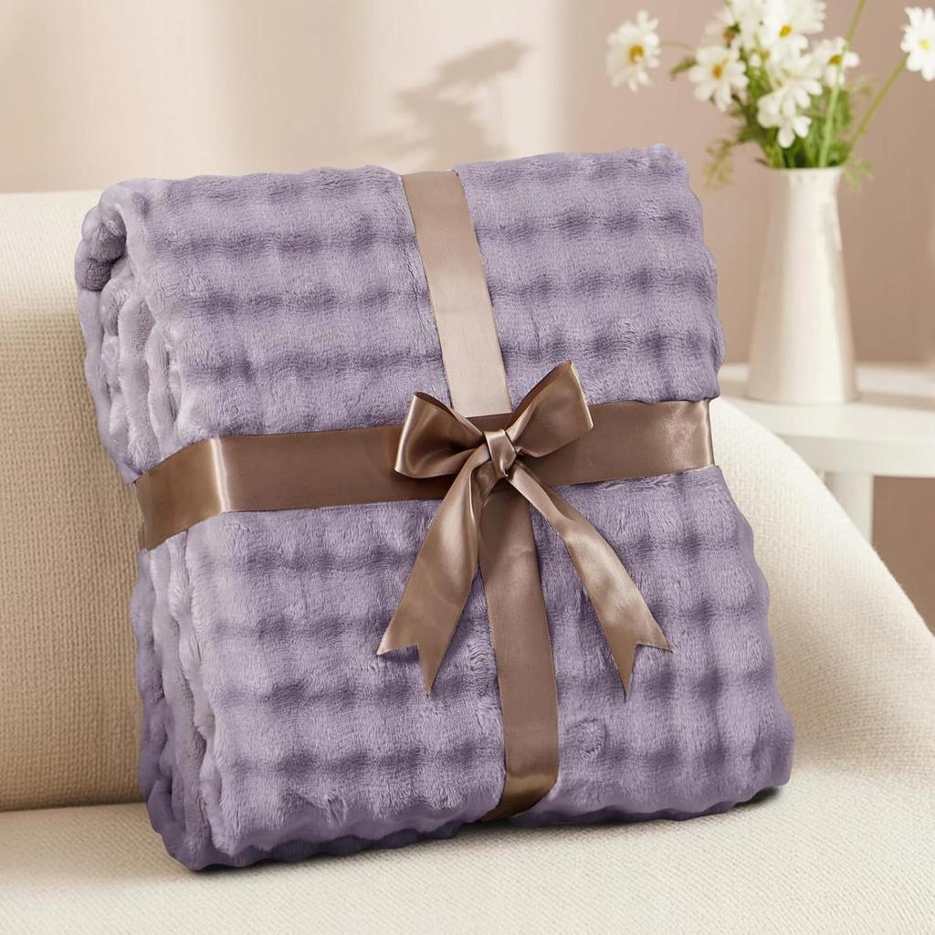 Ruikasi Flannel Blanket 130 × 150 Gray For Winter Home