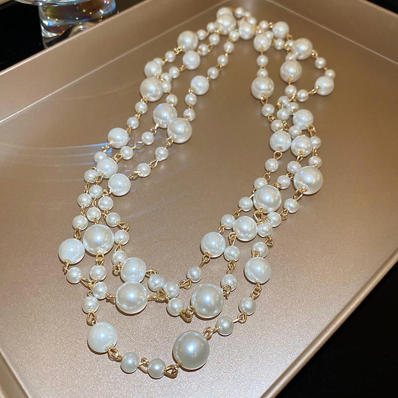 Vintage French Pearl Sweater Necklace: Elegant, Extra-Long Design for Versatile Fashion