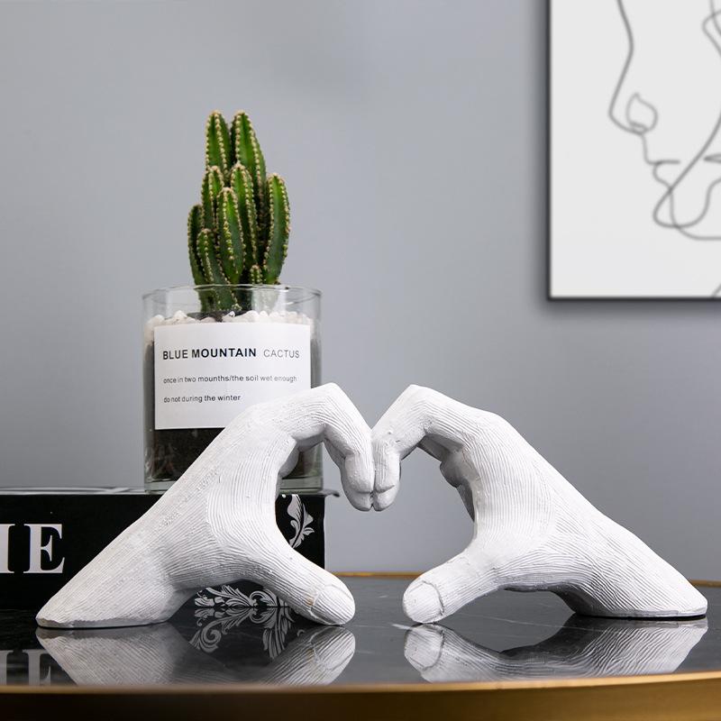 Gesture Decoration Heart Hands, Decorative Figurines, Love Finger Sculpture, Home Decor, Living Room, Bedroom, Wedding, Office