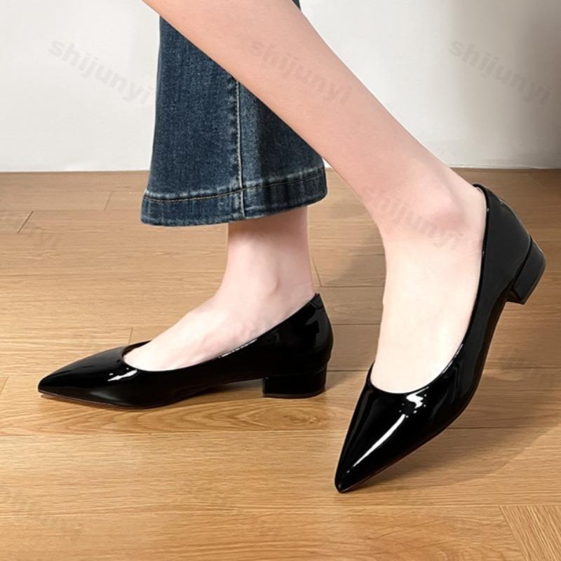 Women's Pointed Toe Flat Shoes 2026 New Spring Autumn French Style Nude Color Women's Shoes Outdoor Fashion High Heels Party