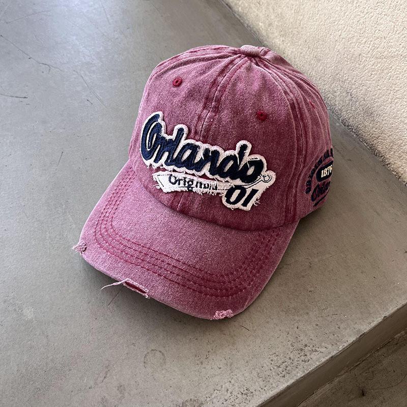 Classic Retro Baseball Cap With Wornin Look For Casual Streetwear And Sun Protection бордовый