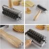 1pc,Lattice Roller Cutter, Edelstahl-Teigroller-Schneider, Backwerkzeuge,Kuchengerate, Kuchenzubehor