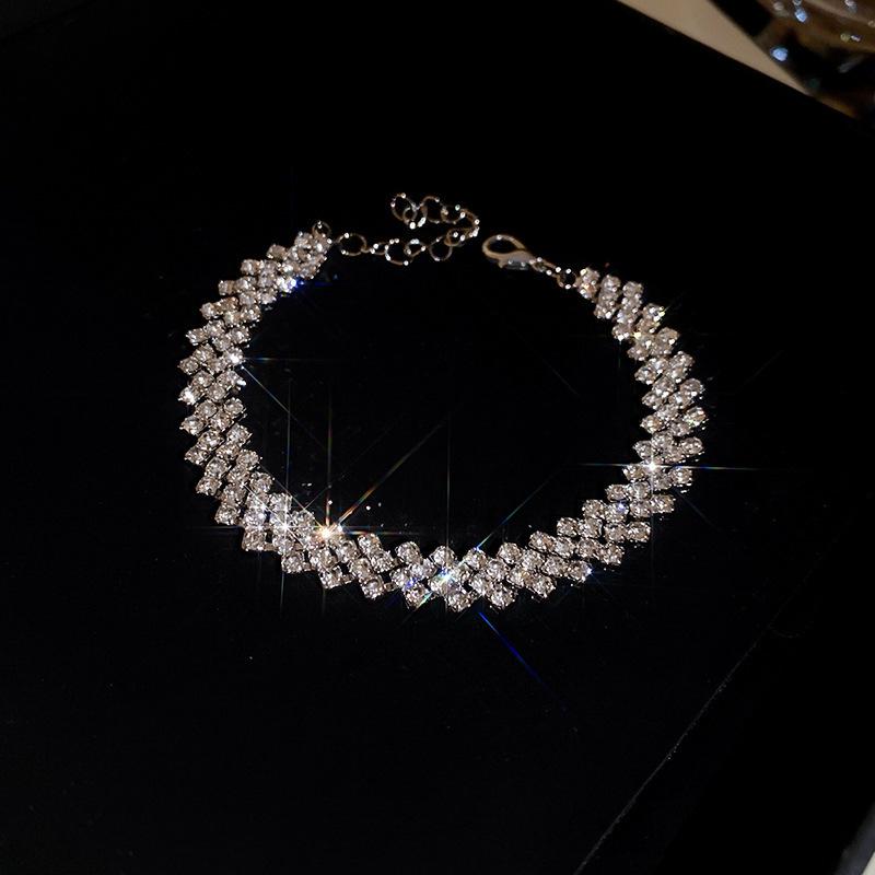 Collana Doppia Strato Ovale con Strass Stile Coreano - Raffinata e Versatile Catena per la Clavicola per Donne