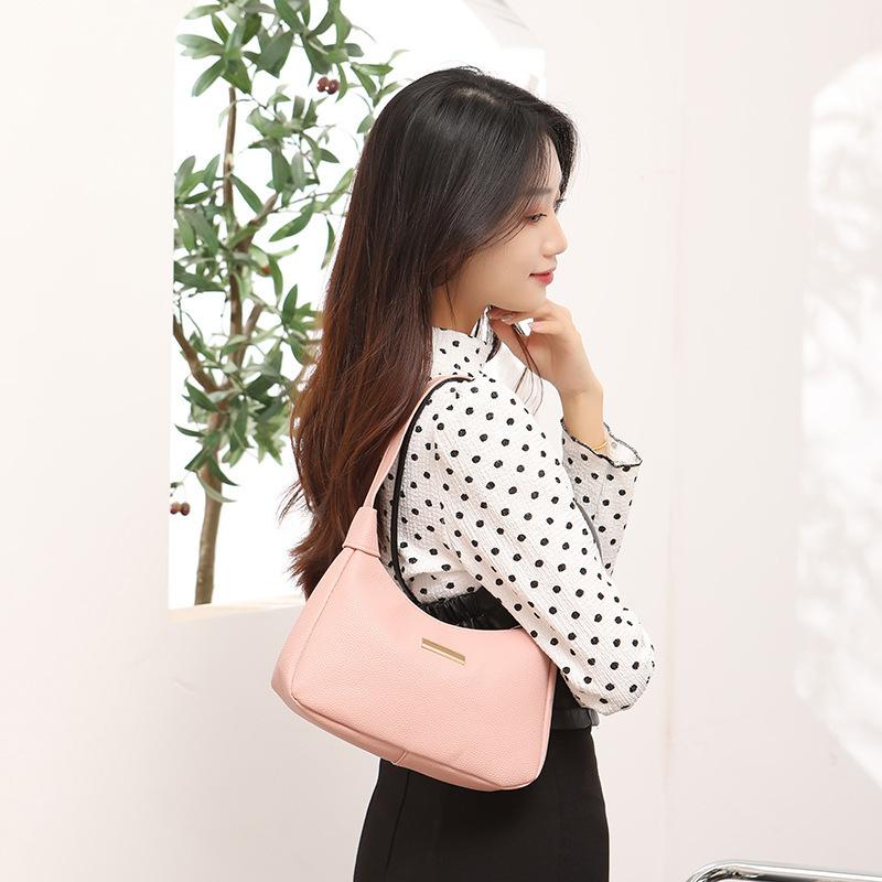 New Fashion Croissant Shoulder Bag for Women Minimalist Solid Color Armpit Purse Trendy Handbag KTB