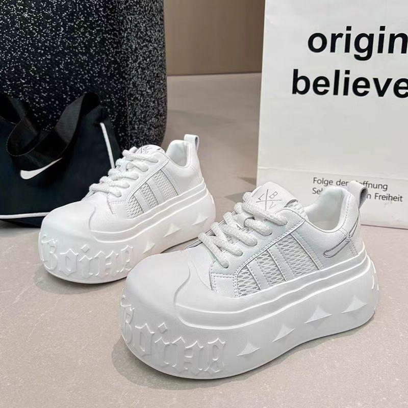 Petites chaussures blanches à semelles épaisses et à grosse tête pour femmes, automne, nouvelles chaussures décontractées en maille à la mode, chaussures muffin polyvalentes pour le sport pour femmes