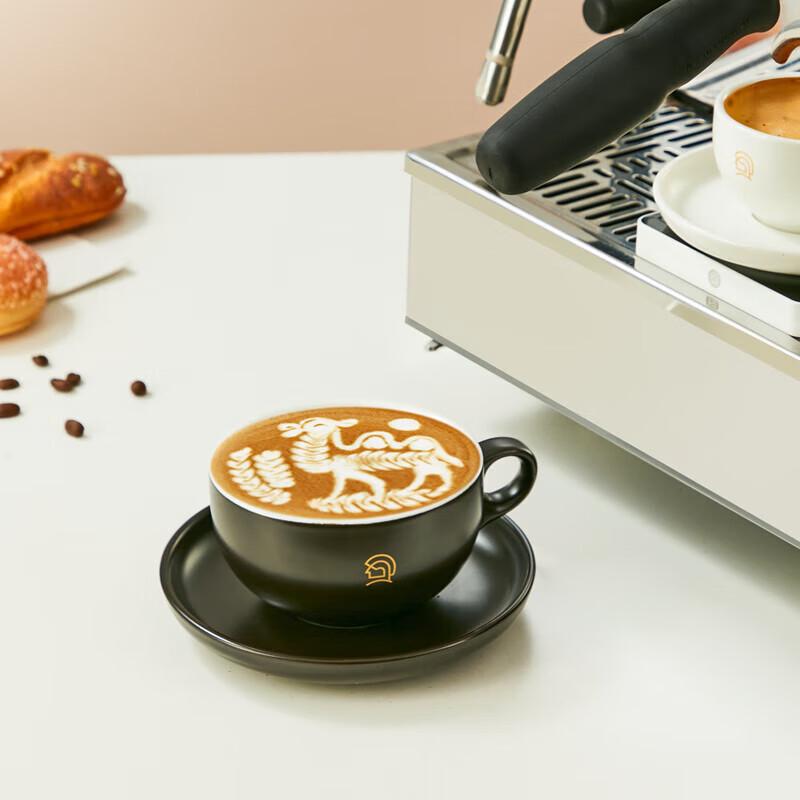 Hero Egg-Shaped Ceramic Latte Coffee Cup with Saucer