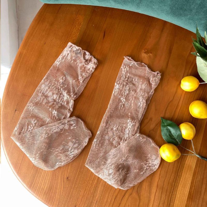 

Женские летние тонкие милые носки-гольфы средней длины из прозрачного дышащего цветочного кружева 1 pair