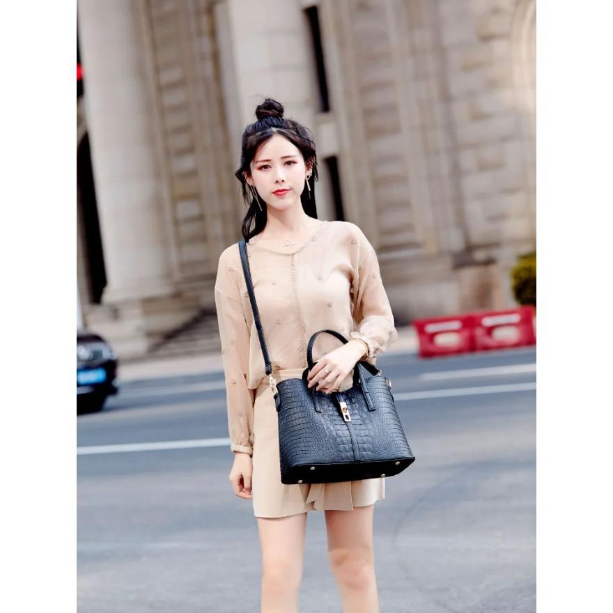 Большие вместительные сумки-тоуты для женщин — фото 3