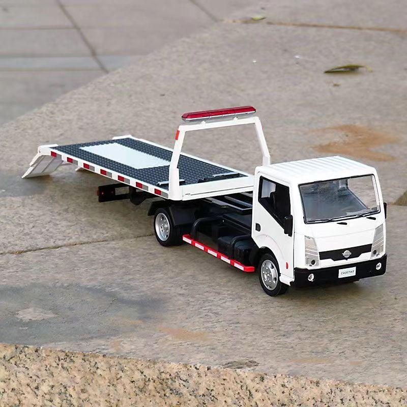 1/32 Nissan Traffic Road Rescue Wrecker Car Model Alloy Diecast Engineering Trailer Truck Model Simulation Sound Light Kids Gift