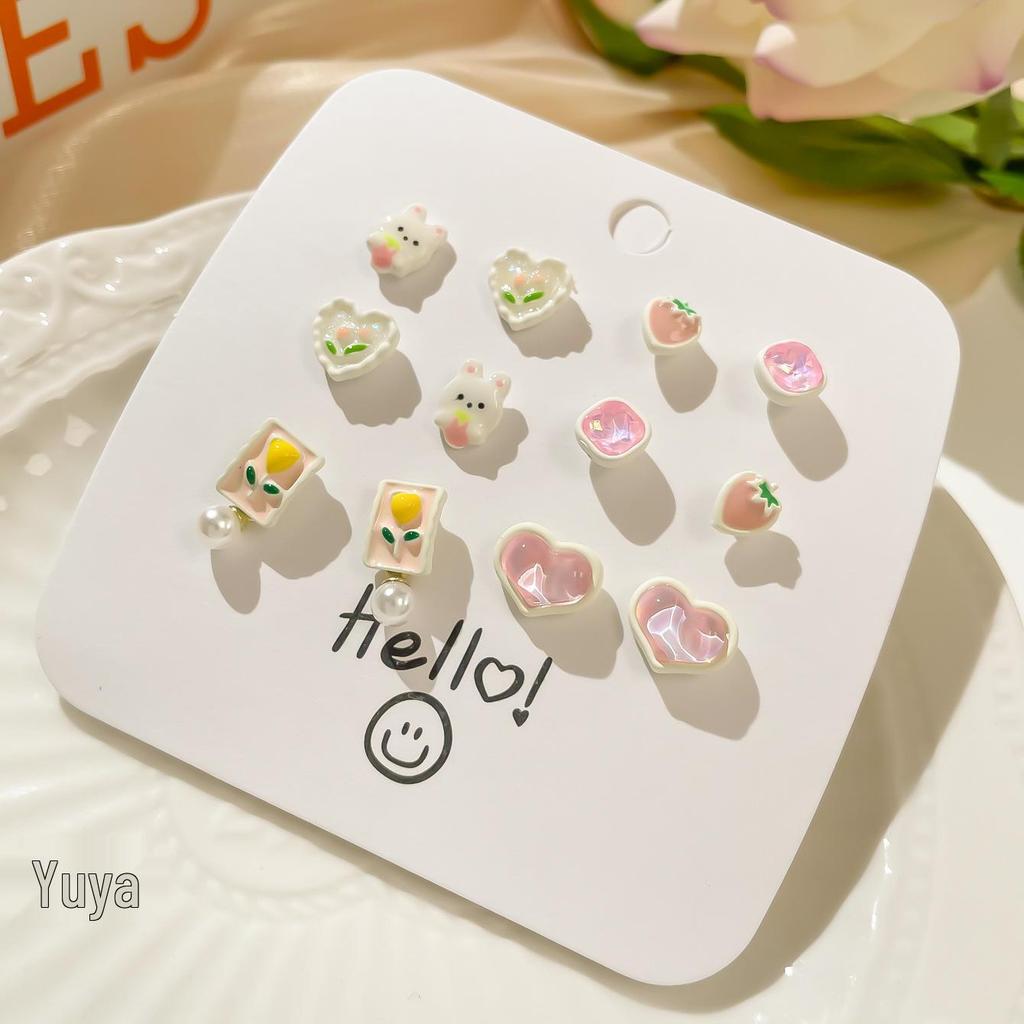 Fresh and Cute Cartoon Earrings: 925 Sterling Silver, Perfect for Autumn and Winter