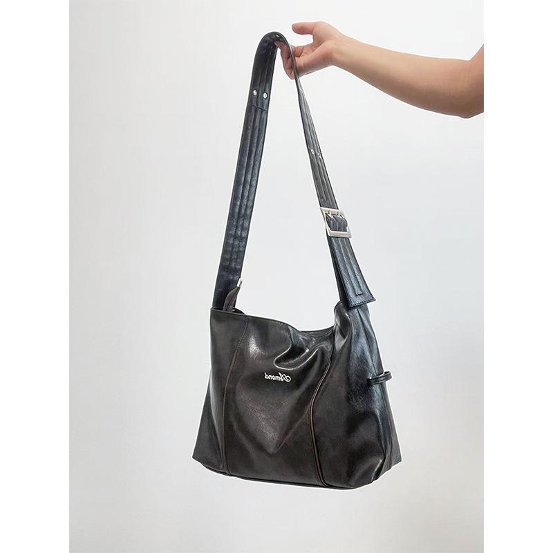 

2025 новая сумка-тоут большой вместимости, сумка через плечо, сумка-мессенджер, дизайн с широким плечевым ремнем, ретро большая сумка, модная для поездок на работу серый