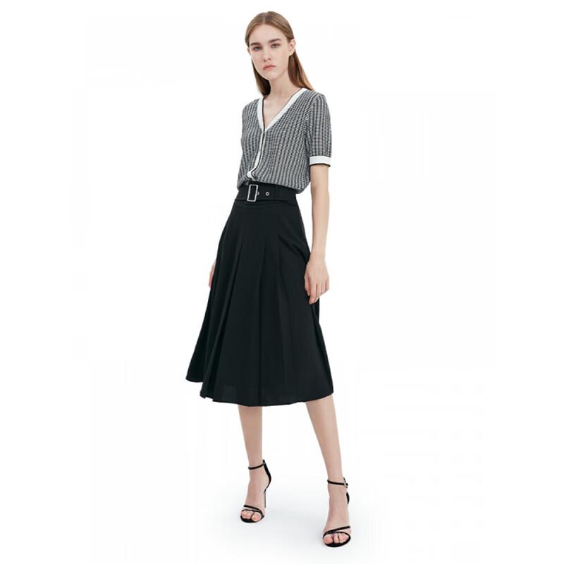 ELLASSAY Women's Spring/Summer V-Neck Knit Top