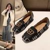 Xiaoxiangfeng Plaid Color Matching High Heels Women's 2025 Autumn New Metal Buckle Fashionable Versatile Thick Heel Light Mouth Single Shoes