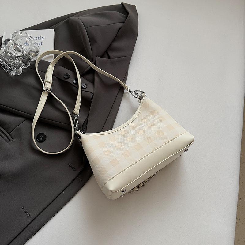 Premium foreign style small bag women's 2025 new summer versatile shoulder armpit bag commuter super fire bucket bag