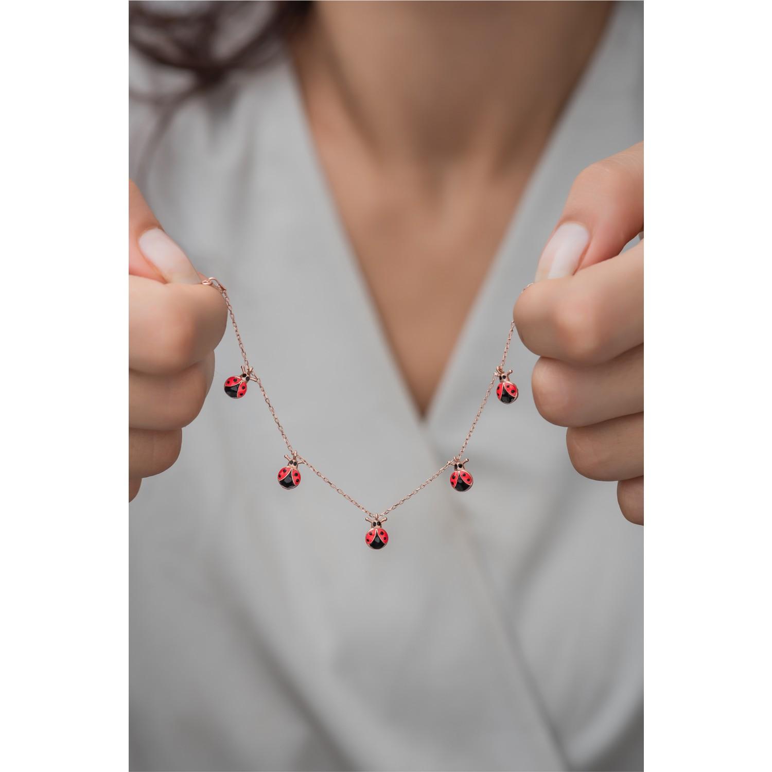 

Браслет с красной эмалью и божьей коровкой из стерлингового серебра 925 пробы