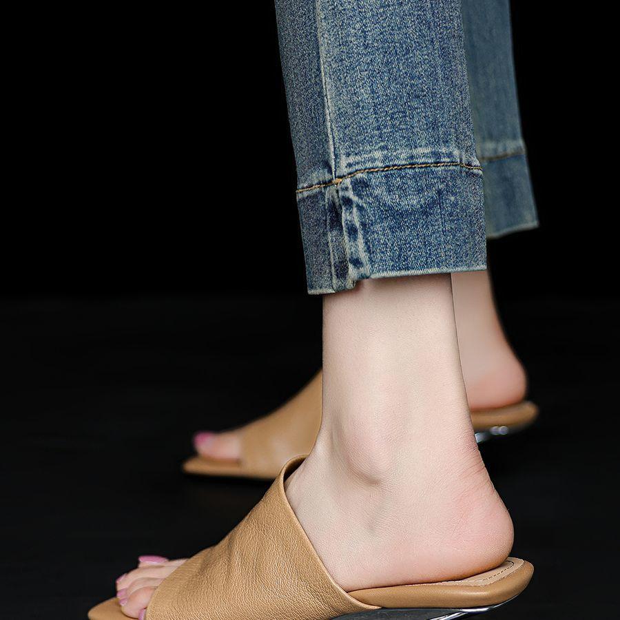 Extravagant Girl Niche Fashion One-word Slippers for Women To Wear Summer New Models, Absolutely Absolute Child, Foreign Style, Medium Heel Temperamen