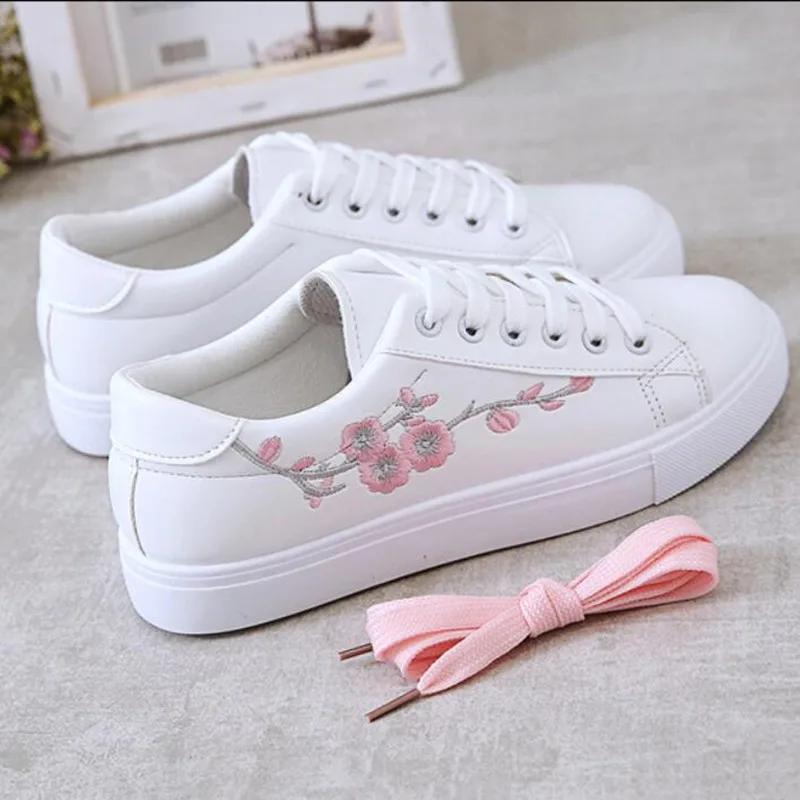 Neue Mode Weiß Atmungsaktive Frauen Laufschuhe Frühling Herbst Bestickte Blume Lace-Up Casual Sneakers Zapatos De Mujer