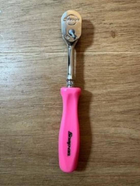 

Snap On 1/4 THLD72 PINK Hard Handle Ratchet Rare Grip NEW