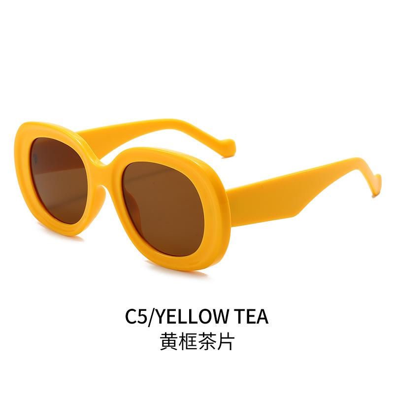 Vintage Oval Sunglasses for Women & Men Trendy Orange Shades Fashionable Look Summer Street Style