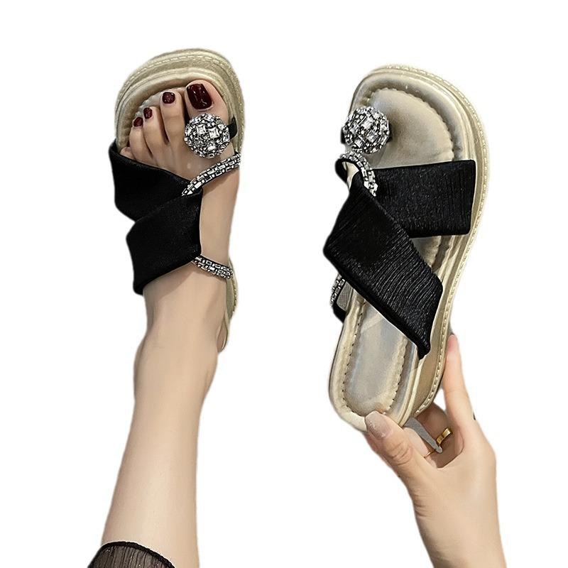 Beautiful Thick-soled Cool Slippers for Women's Summer Wear, Fashionable and High-end, New with Skirts, Wedge Heels, Beach Shoes