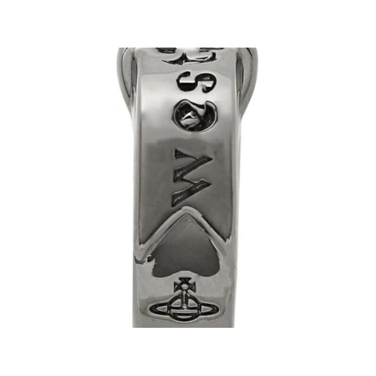 VIVIENNE WESTWOOD Boucles d'oreilles en laiton gravées de lettres Boucles d'oreilles homme Argent Noir 62030053S001
