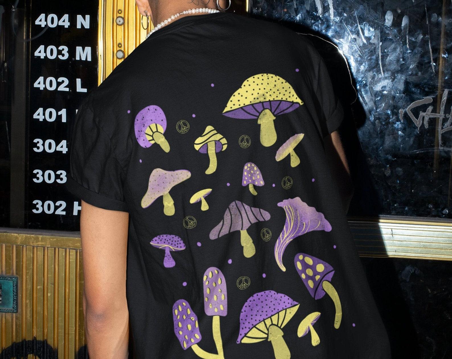 Mushroom Shirt,Grunge Clothing,Mushroom Tshirt,Alt Clothing,Grunge Shirt,Fairy Grunge Clothing,Goblincore Shirt,Peace Tee,Indie Clothing S