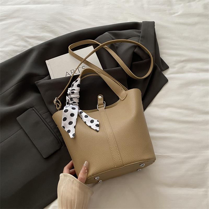 Simple Portable Bucket Bag Women's Bag Autumn and Winter New Splicing Silk Scarf Shoulder Bag Commuter Messenger Bag