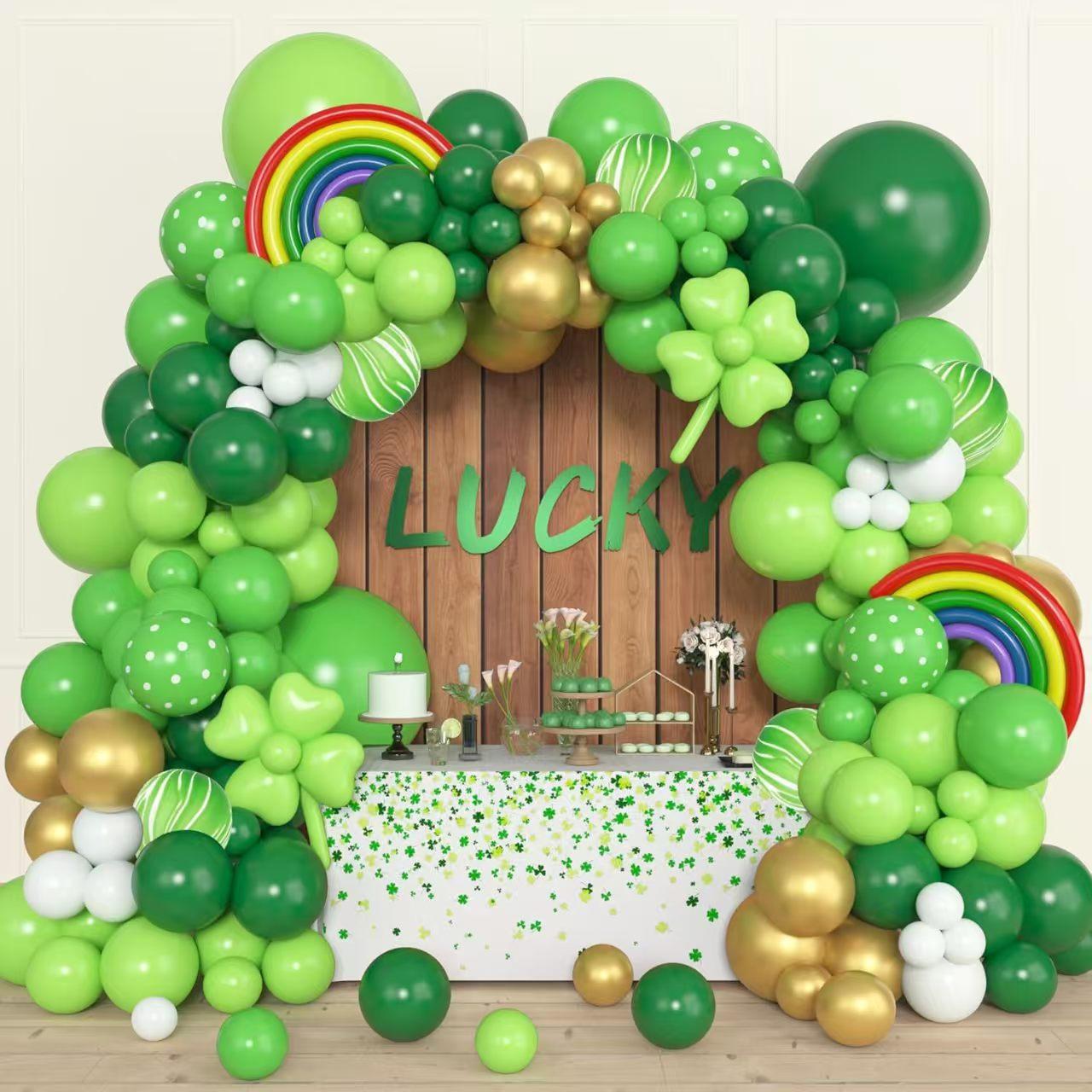 

162 Pieces St. Patrick S Day Green And Gold Clover Arch Balloon Set, Santa Para Balloon Set Set as shown