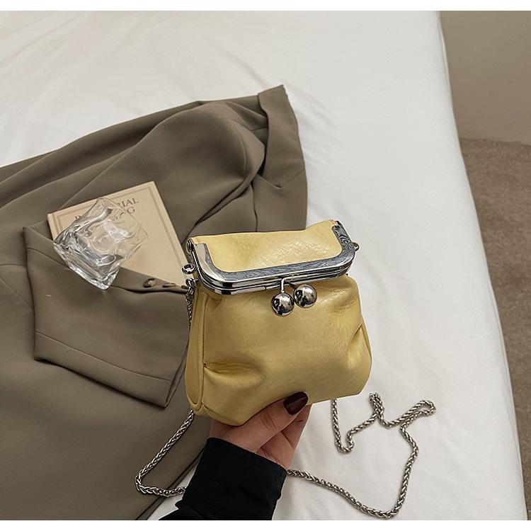 Premium texture silver small bag women's new versatile chain messenger mobile phone bag fashionable mini water pass bag