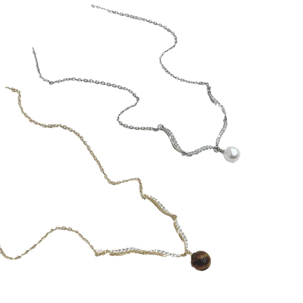 Elegant Diamond-Studded Pearl Wave Necklace: Exquisite, Versatile Niche Design