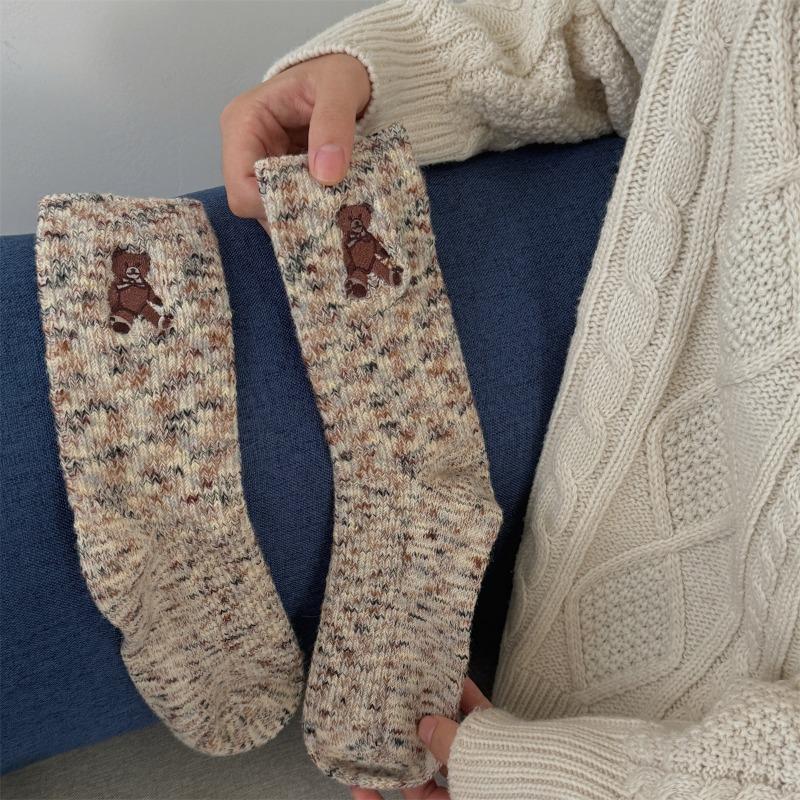 

Утепленные вышитые шерстяные носки с мишками для зимних девочек, винтажные махровые носки, теплые носки до середины голени 1 pair