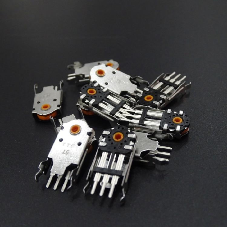 Nucleo Giallo Per Encoder Mouse TTC da 15 mm Decodificatore Ruota Mouse per Mouse Deathadder V3 Pro