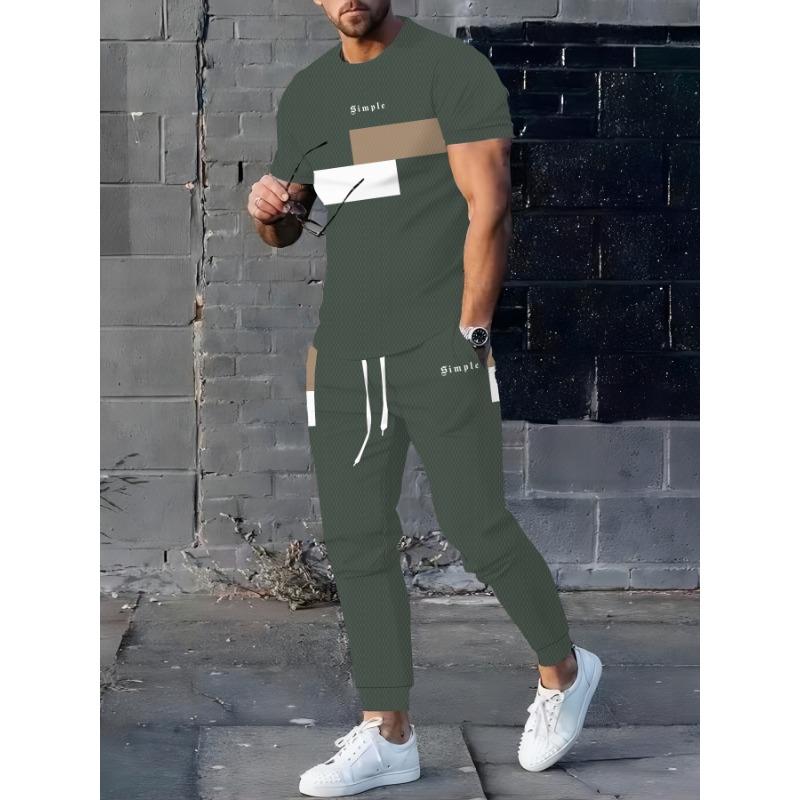 Men'S Digital Print Sports Outfit - Round Neck Short Sleeve T-Shirt And Striped Pants in Regular Fit