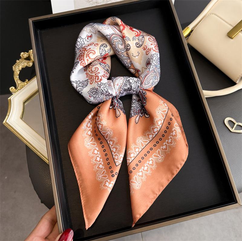 New Paisley Print Bandana Square Scarf Luxury Soft Satin Stylish Versatile Neck Scarf For Women Hairbands Headscarf