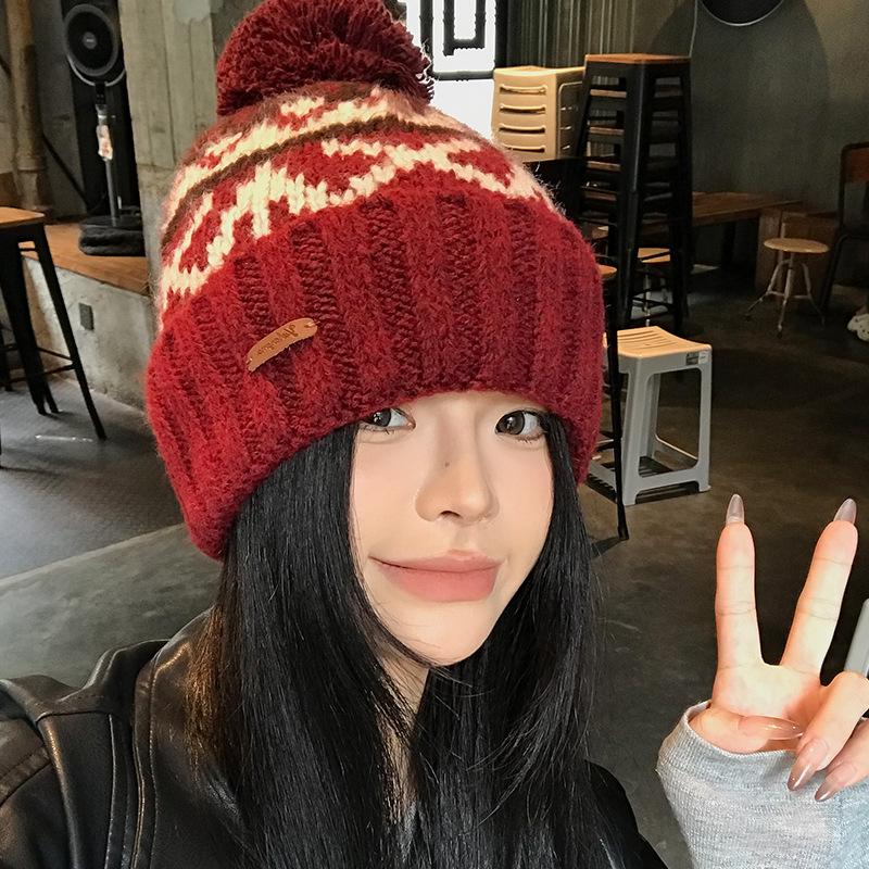 

Vintage Jacquard Wool Hat Vibe Island Style Knitted Hat Christmas Red Cold Hat M（56-58cm）